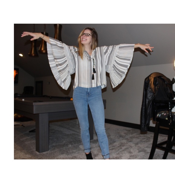 Flowy Striped Style Rack Top - Picture 2 of 5